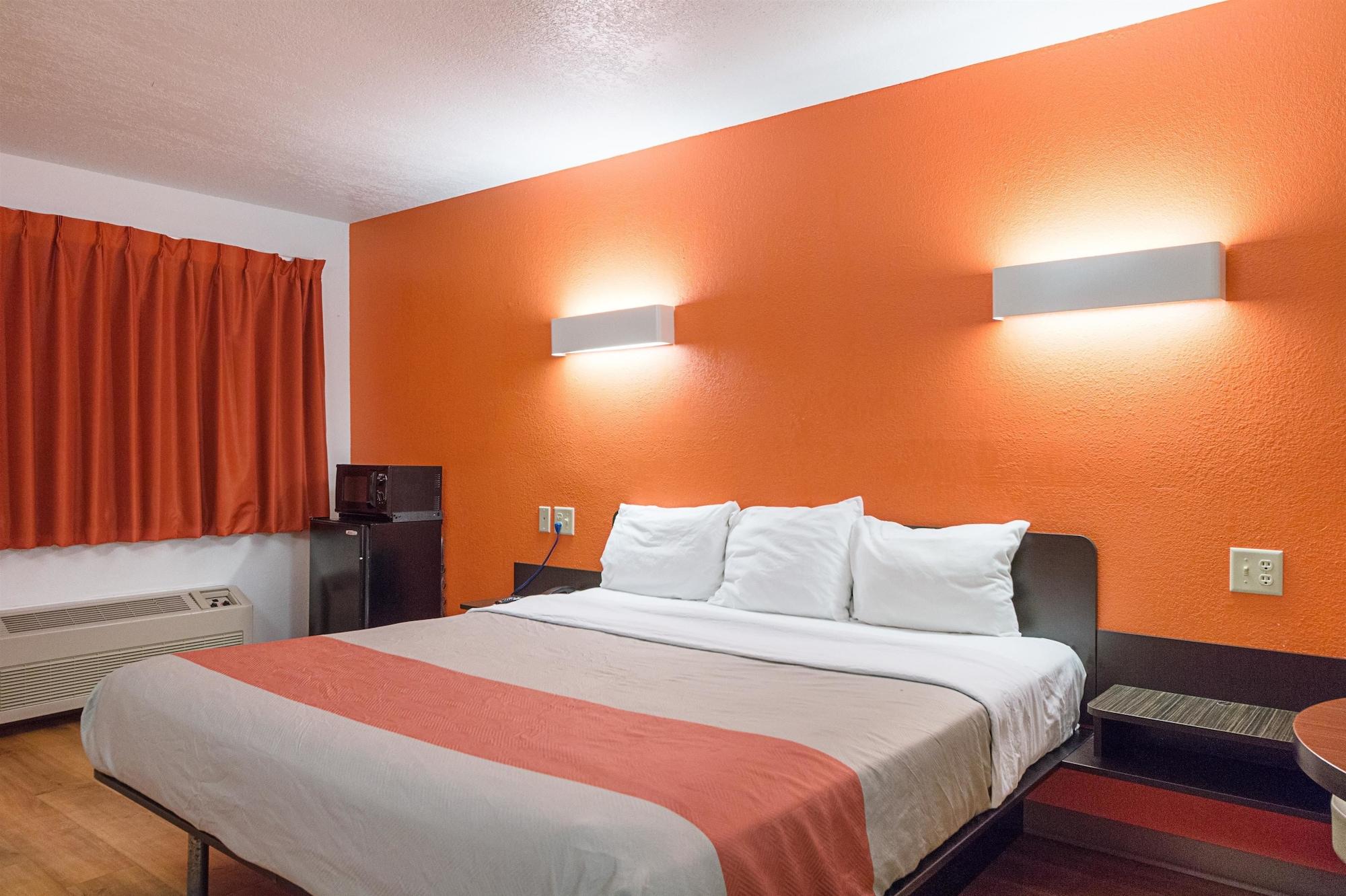 Motel 6-San Antonio, Tx - Fiesta Trails Eksteriør billede
