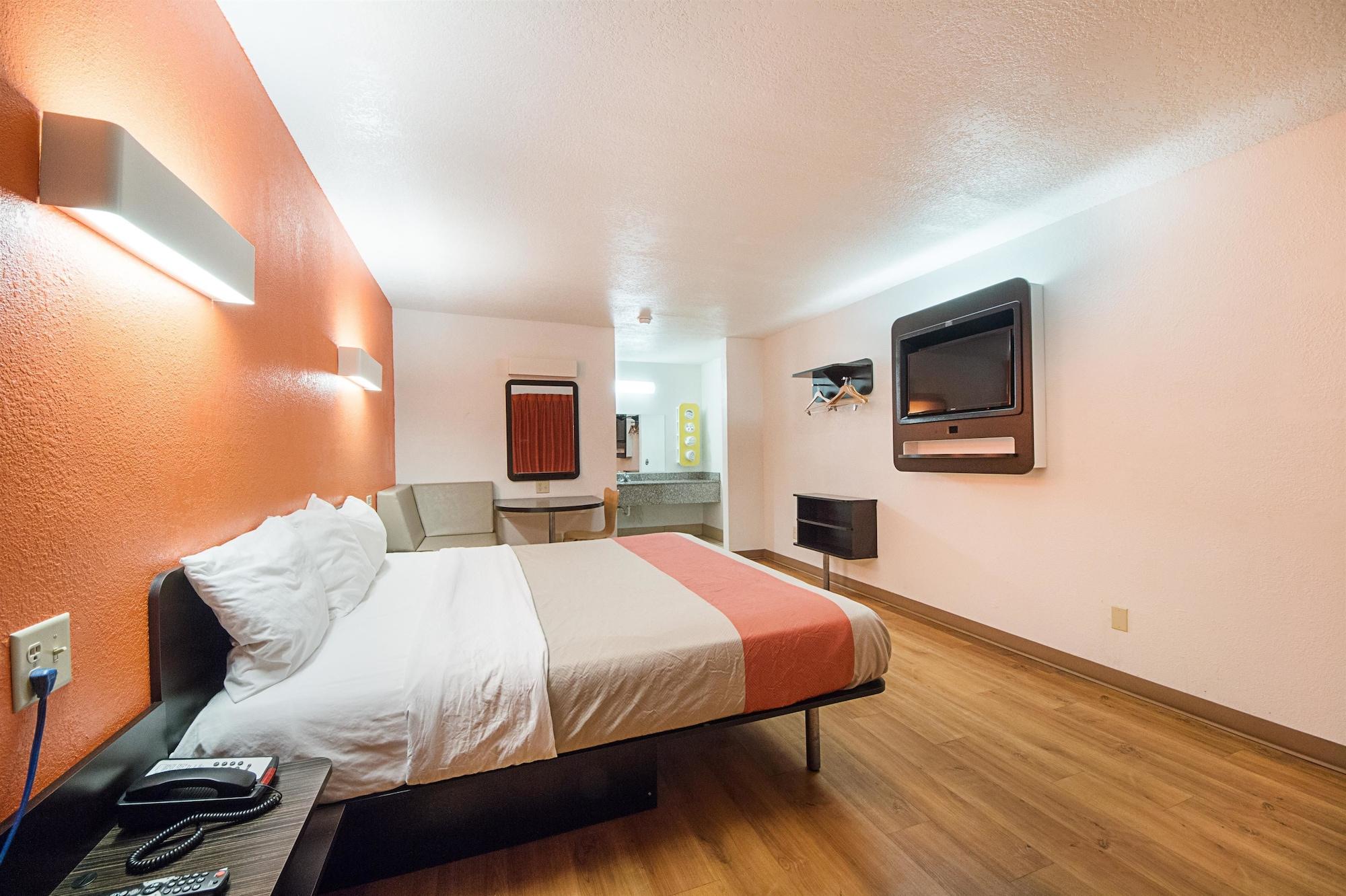 Motel 6-San Antonio, Tx - Fiesta Trails Eksteriør billede